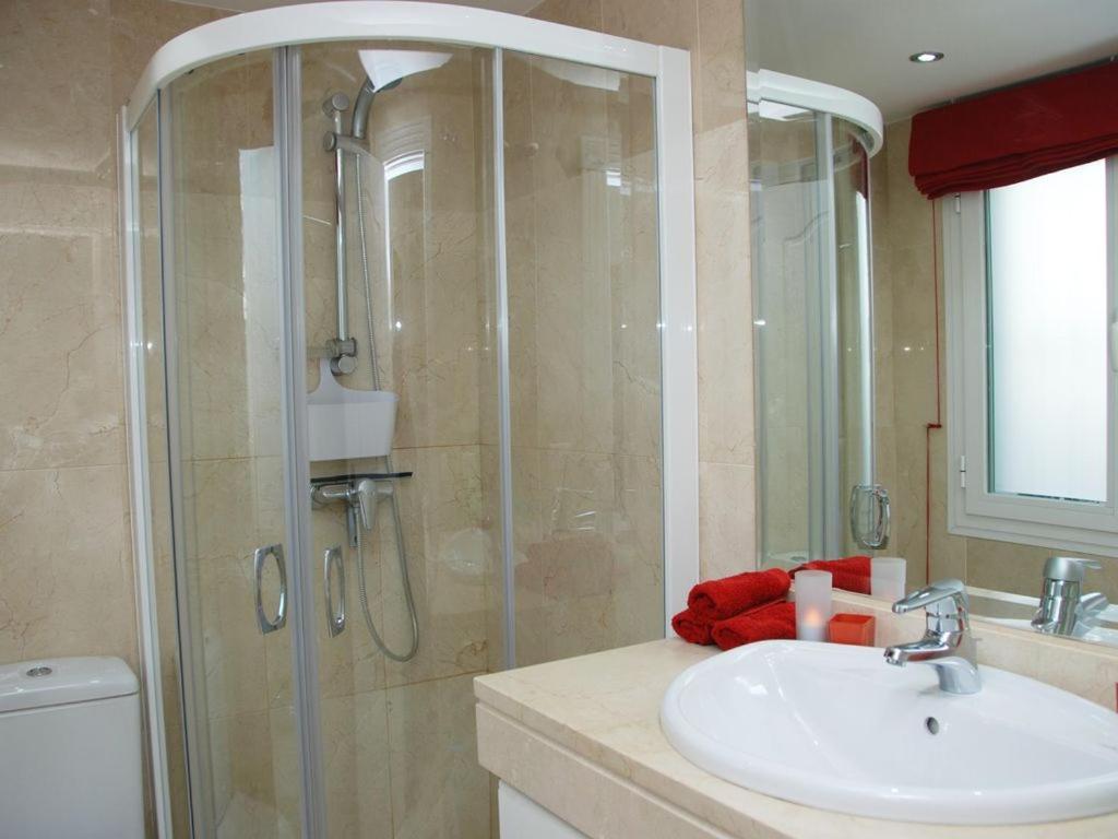 D12 Espectacular Y Moderno Apartamento En Primera Linea - Estepona - Sinfonia Del Mar Extérieur photo